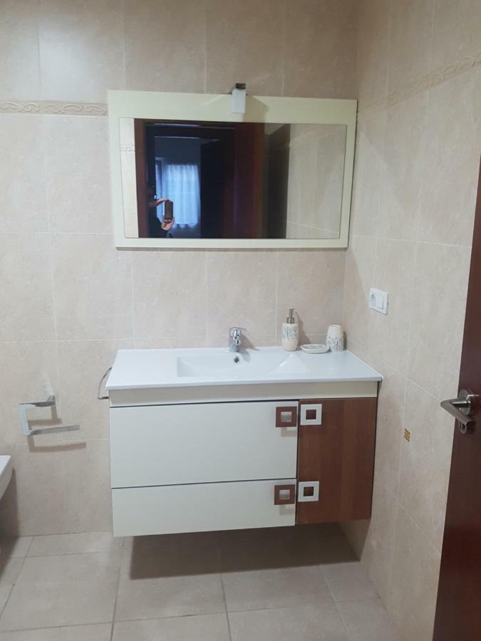 Apartamento apartamento en zona costera, muy cerquita de la playa Pobra Do Caraminal Exterior foto
